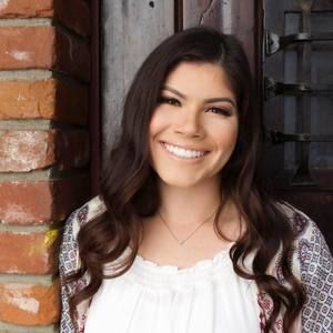 Meet your Posher, Jocelyn